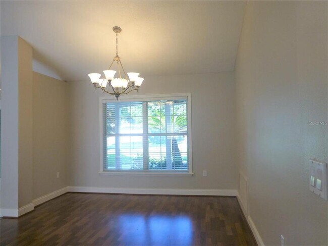 Building Photo - 1311 SE 39th Ct
