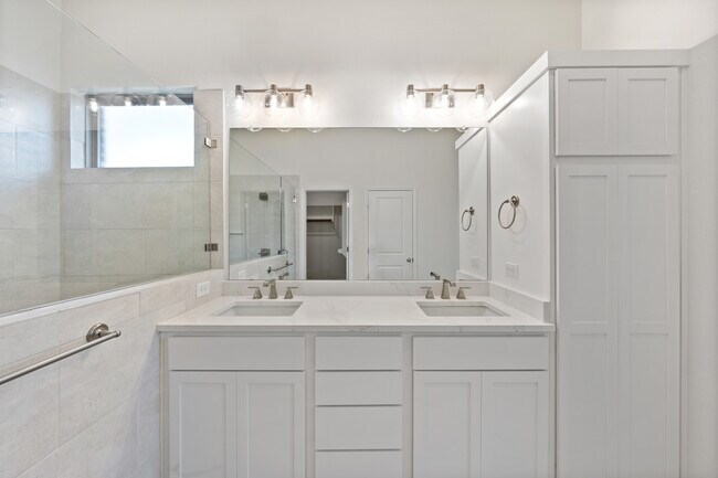 Building Photo - 7308 Caladium Dr