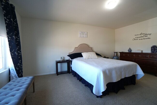 Building Photo - 9690 Beryl Dr