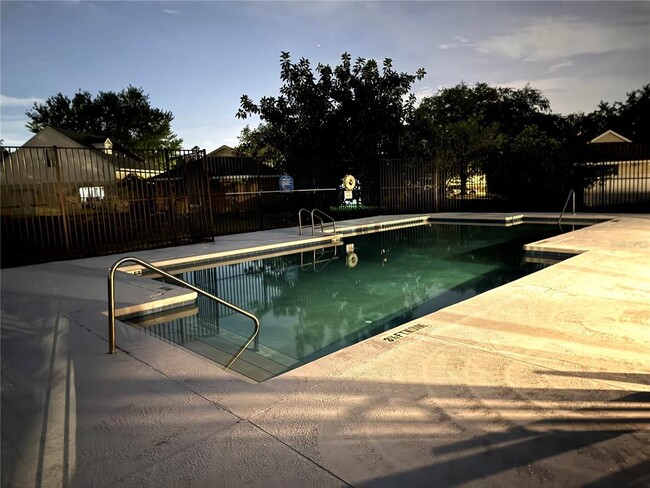 Building Photo - 308 Windford Ct