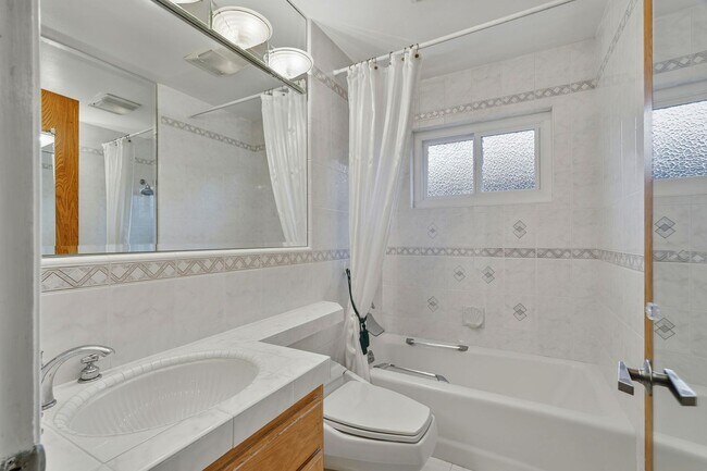 Building Photo - One-of-a-Kind Home with Pool, Gazebo, and Sunken Conversation Pit!