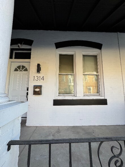 Building Photo - 1314 S 29th St