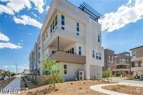 Building Photo - 2484 Indigo Mountain St