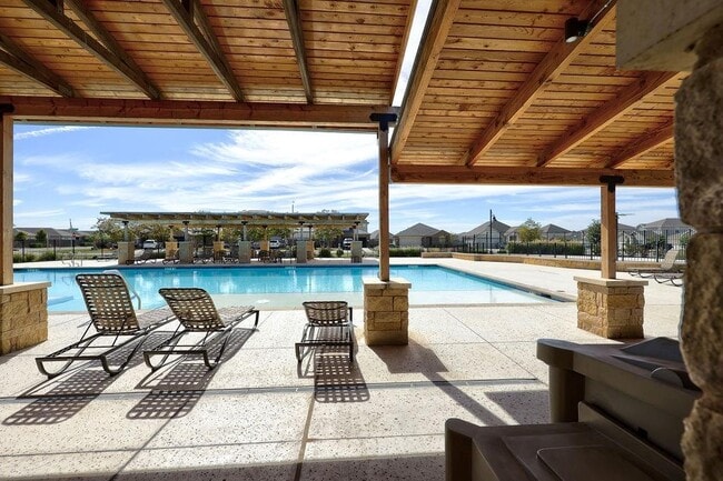 Building Photo - 618 Waterway Ave