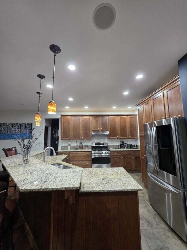 Building Photo - 4812 Beaver Pond Dr S