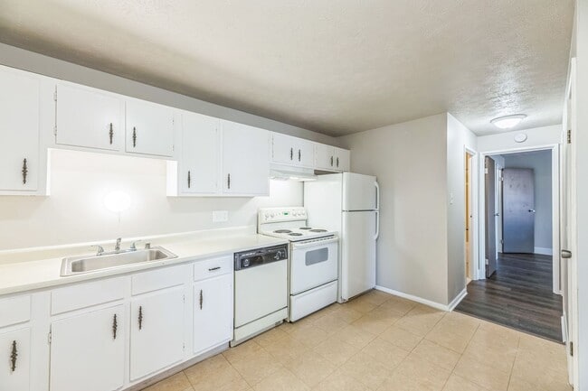 Interior Photo - Field Terrace Apartments