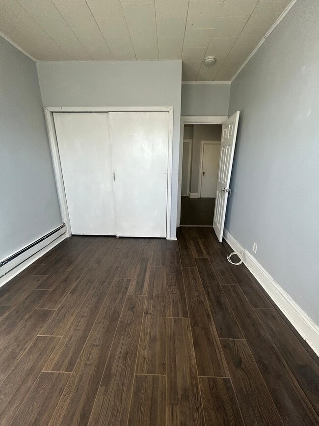 Building Photo - 329 Columbia Ave