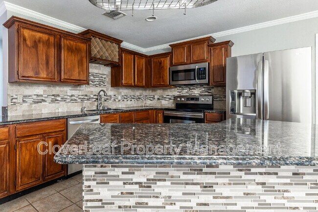 Building Photo - 7307 Justino Trail
