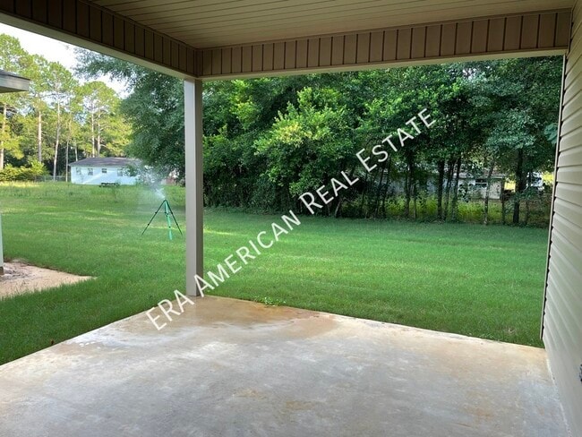 Building Photo - 709 Robinson Ave E