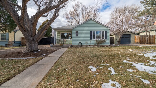 Primary Photo - Charming rancher in Bonnyville neighborhood