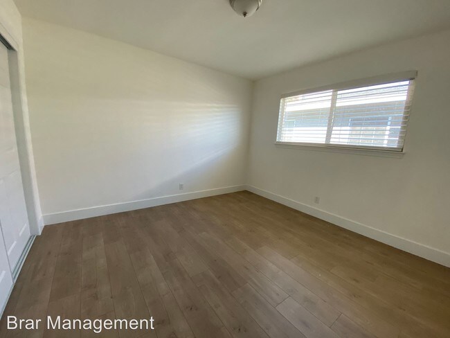 Building Photo - 1824 S Cirby Way