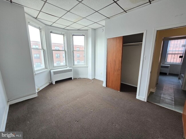 Building Photo - 5315 Master St