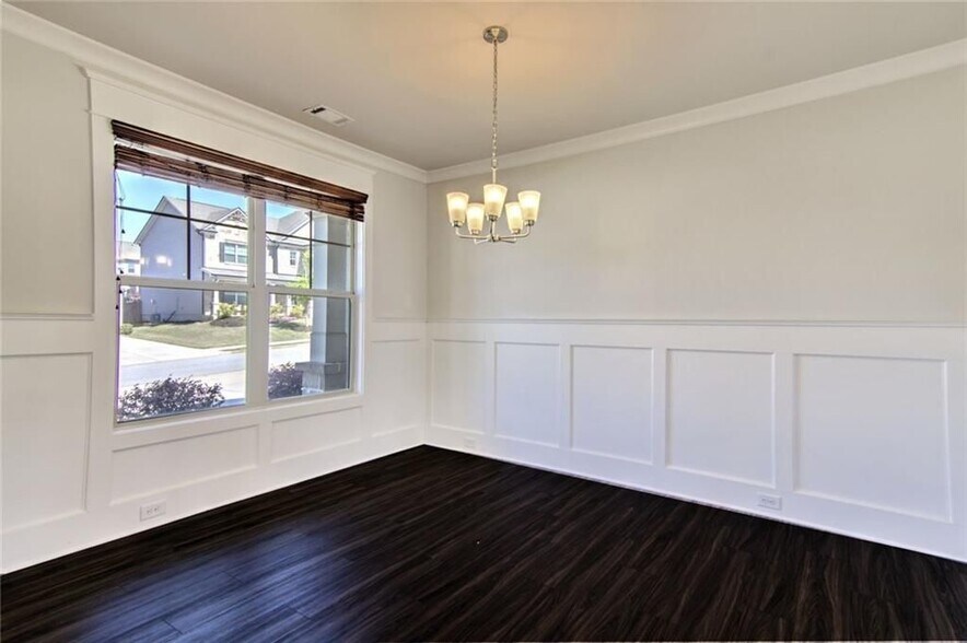 Building Photo - 7107 Branch Creek Cove
