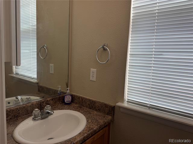 Building Photo - 11376 Jersey Dr