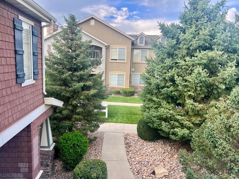 Building Photo - 1562 W 10 S