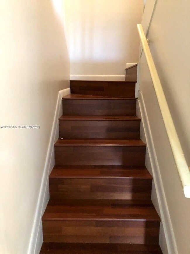 Building Photo - 6840 SW 45th Ln