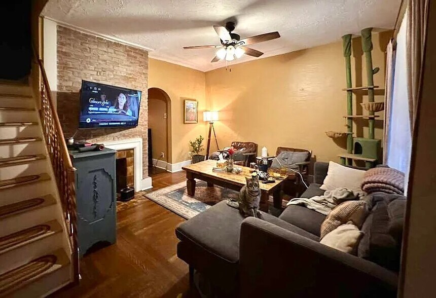 Building Photo - 442 Biddle Ave