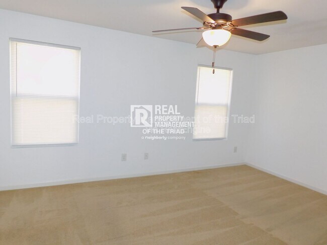 Building Photo - 5013 Red Poll Dr