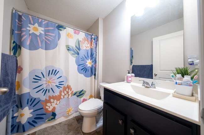 Building Photo - 8525 Titanium Cir