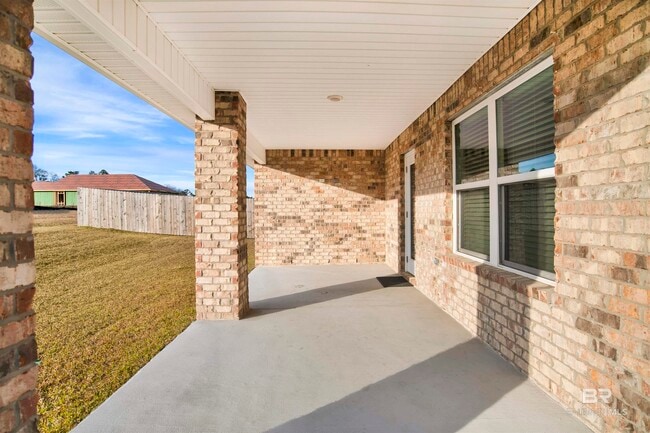 Building Photo - 32062 Lyon Rd