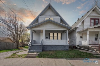 Building Photo - 1012 Idaho St