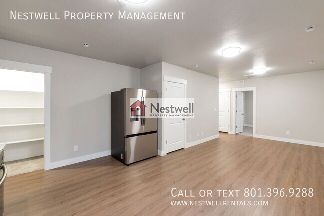 Building Photo - 5444 Orville St
