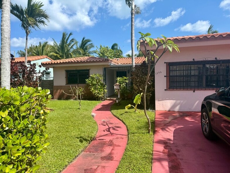 Primary Photo - 1398 Normandy Dr