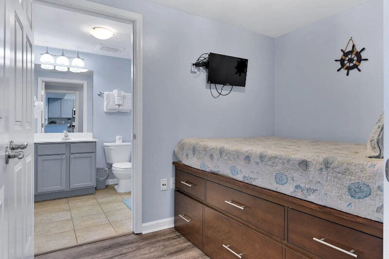 Building Photo - 4203 Indian Bayou Trail