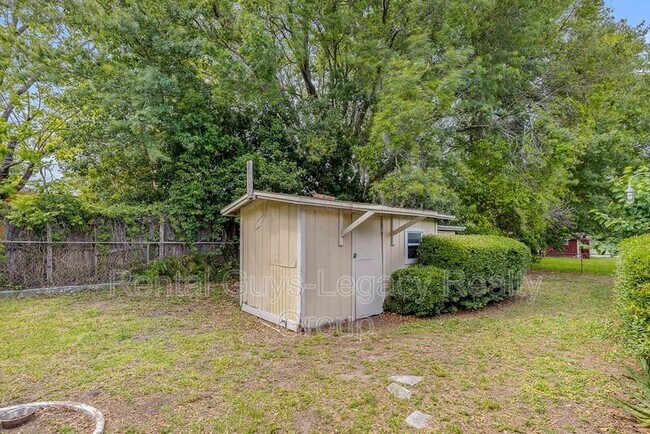 Building Photo - 3828 Freel Rd