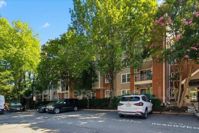 Building Photo - 3315 Wyndham Cir