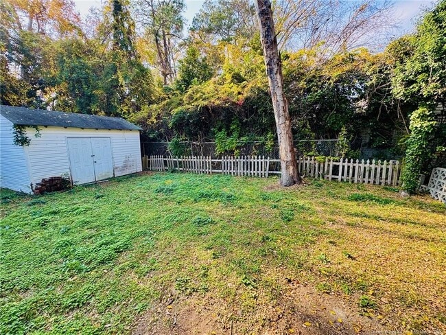 Building Photo - 1803 N Floyd Ave