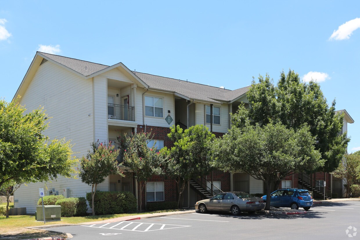 Amberton San Antonio Tx Apartment Finder