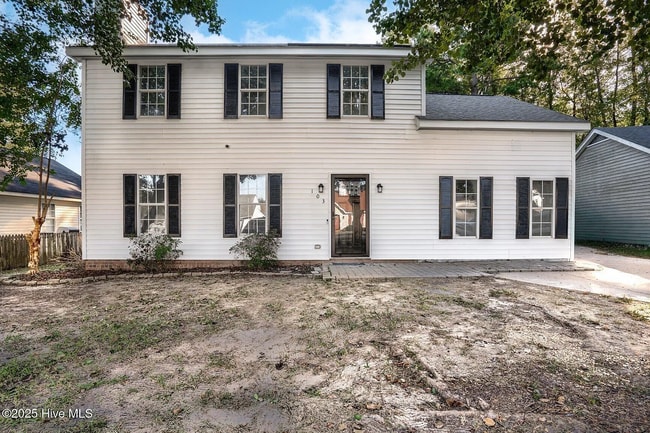 Building Photo - 103 Sara Dr