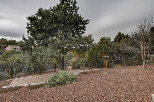 Building Photo - Beautiful Home for Rent in Prescott!