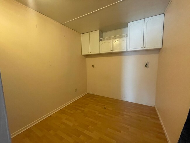 Building Photo - 1 Bedroom Mobile in the Heart of Elk Grove