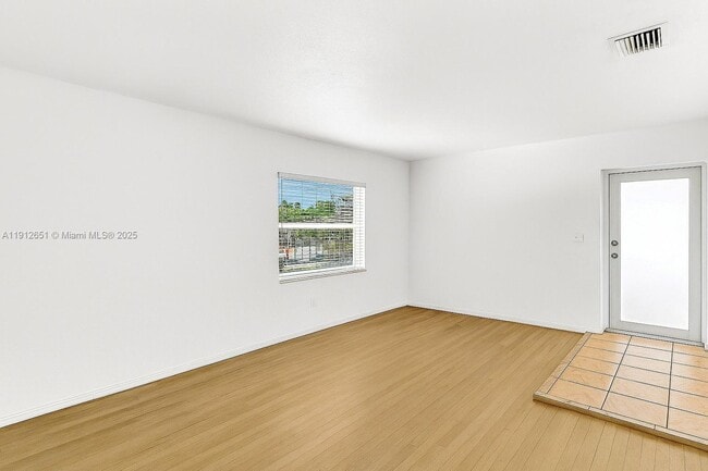 Building Photo - 3415 SW 15th St