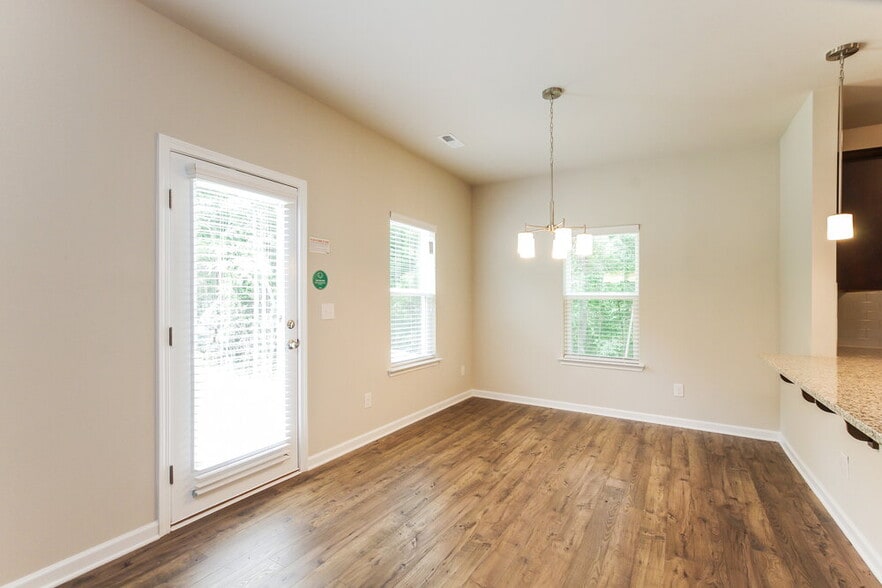 Building Photo - 1147 Rankin Oaks St