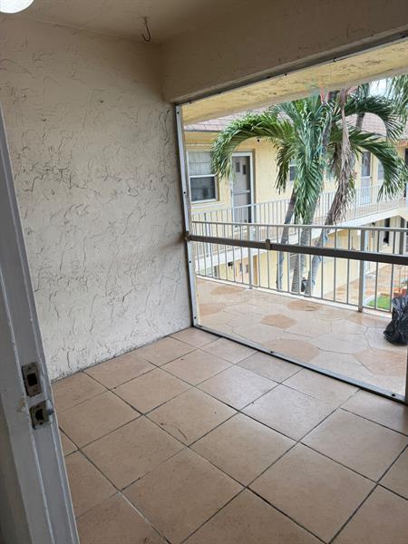 Building Photo - 2060 NW 81st Ave