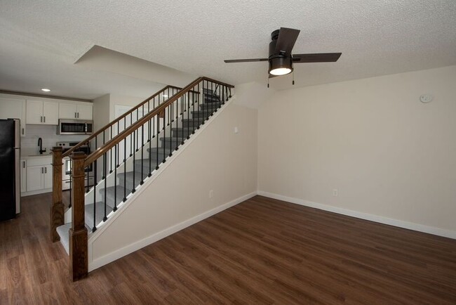 Building Photo - 14 D Kirby Rd