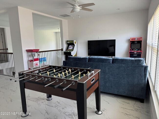 Building Photo - 586 A1A N