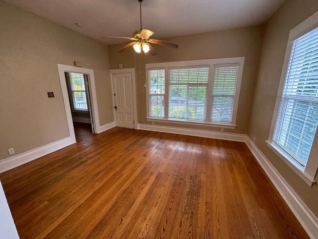 Building Photo - Single Story 3 Bedroom 2 Bath Home near Downtown Antioch