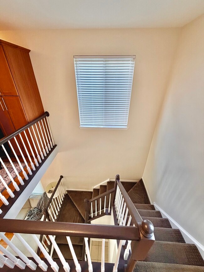 Building Photo - 14200 S Napa Cir