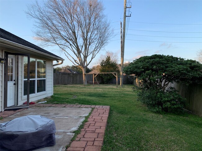 Building Photo - 2903 Bentley Ct