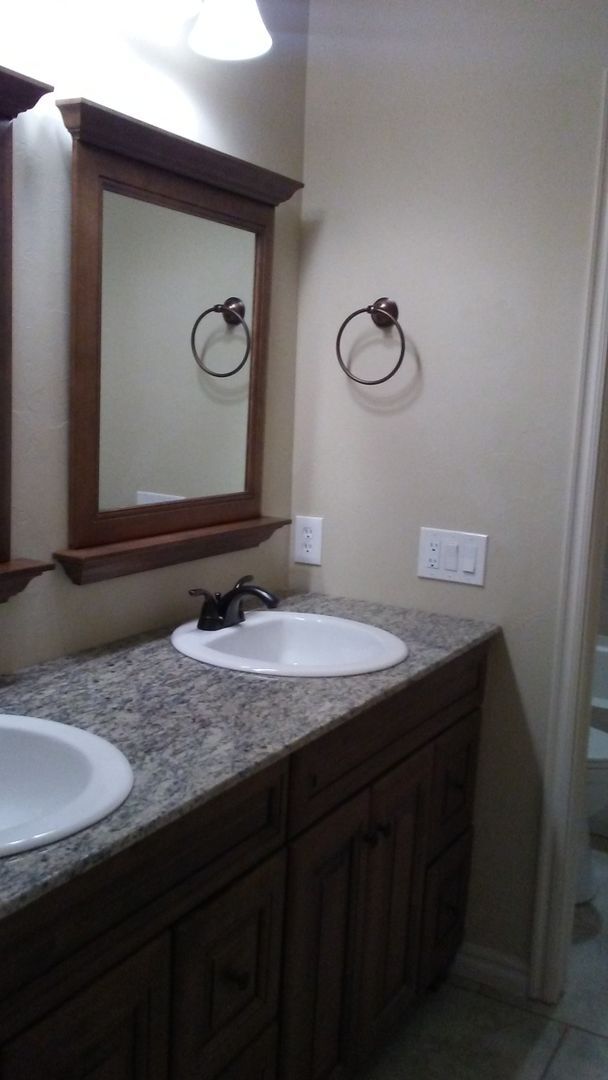 Building Photo - 3 bedroom home in Moore (OKC).