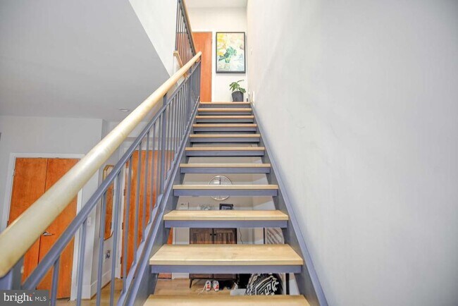 Building Photo - 2914 11th St NW