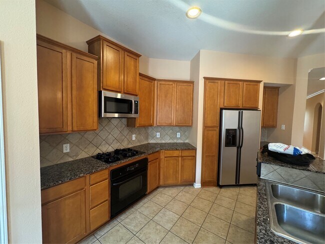 Building Photo - 506 Cypress Vista