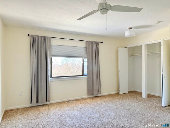 Building Photo - 163 Monticello Dr