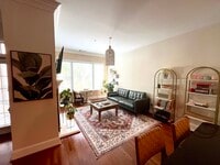 Building Photo - 11 Perimeter Center E