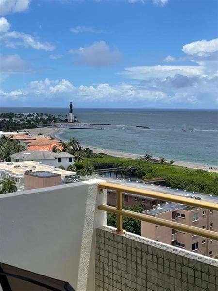 Building Photo - 1630 N Ocean Blvd
