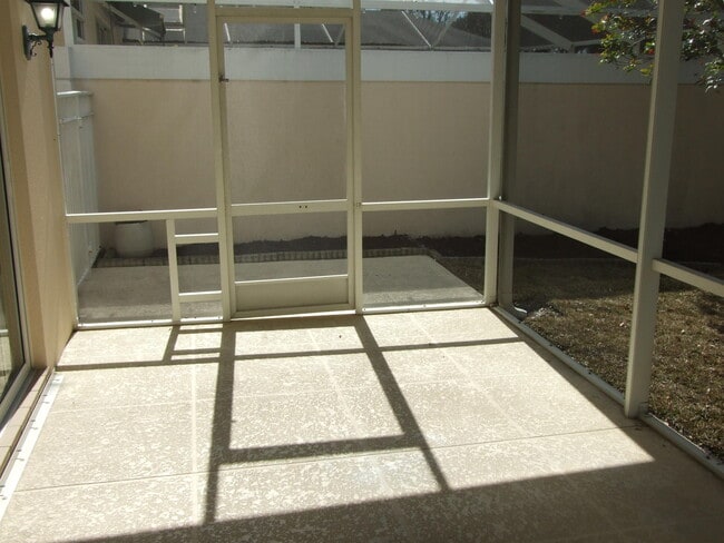 Building Photo - 181 Santa Barbara Way